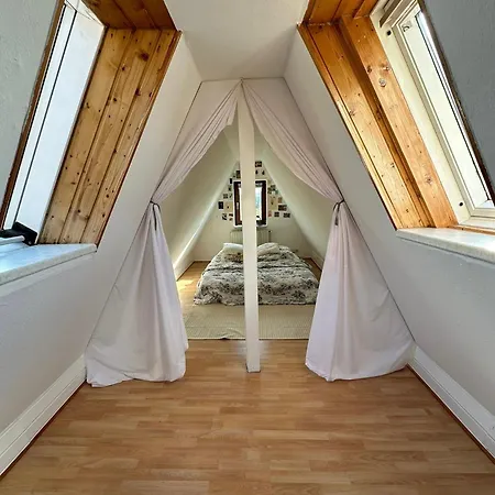 Апартаменты Schoene Maisonette Nahe Uni Линебург